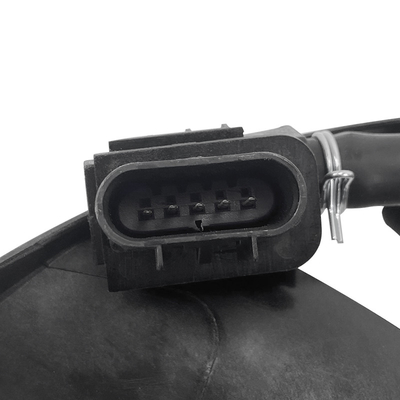 Kipas pendingin radiator mobil plastik untuk sistem pendinginan mesin yang efisien LR025965 LR025965G