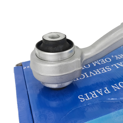 Front Lower Control Arm Ball Joint Assembly untuk Mercedes W204 W207 Control Arm Bushing 2043306711 2043306811