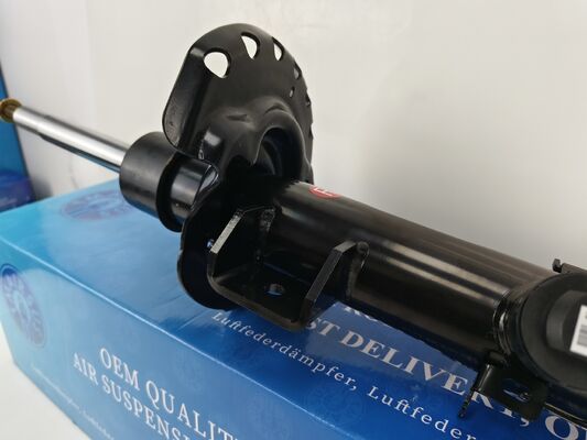 Shock Absorber Depan Belakang Kiri Kanan Koil Spring Shock untuk L551 OE#LR114037 LR114048 LR126629 LR140209