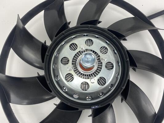 Kipas pendingin radiator mobil untuk Land Rover Range Rover Sport Kipas pendingin udara LR025965G PGG500370