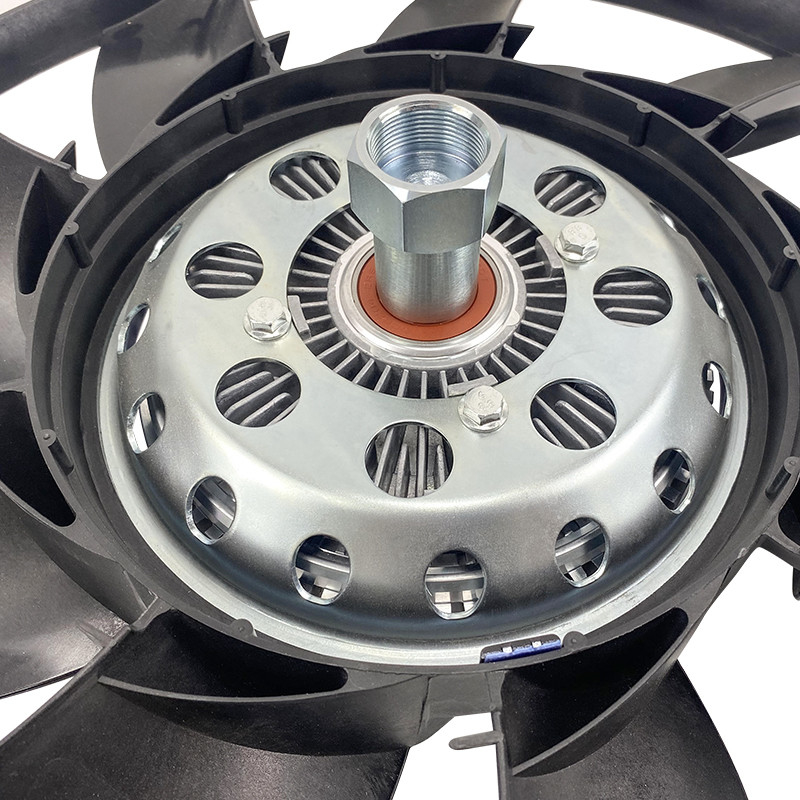 Kipas pendingin radiator mobil plastik untuk sistem pendinginan mesin yang efisien LR025965 LR025965G