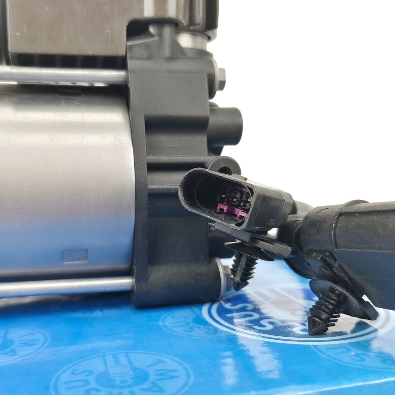 Air Compressor Pump Assembly Airmatic Parts Untuk Porsche Cayenne / Touareg 10-16 958698007A 95835890105