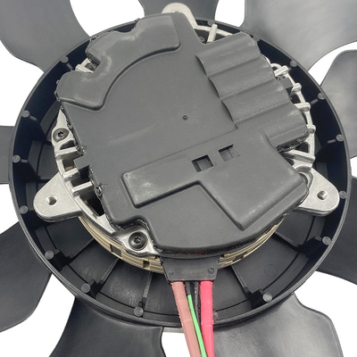 Tingkat 600W ISO TS15949 Sistem pendingin mesin mobil Kipas pendingin Untuk Volkswagen Touareg